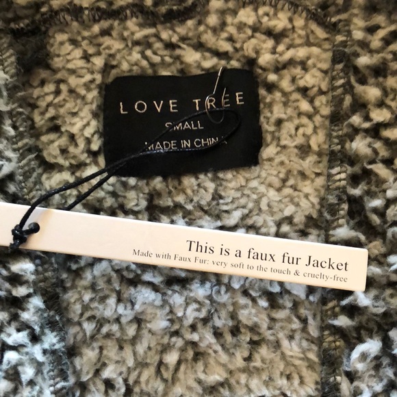 NWT Love Tree Faux Fur vest - Picture 2 of 3